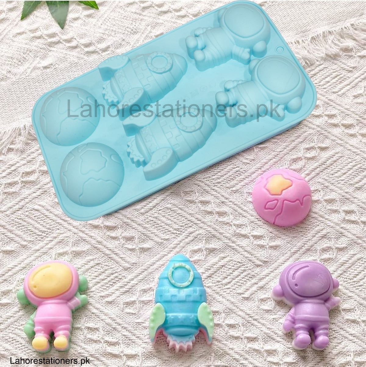 kiddo art Rocket Earth Silicone Mold for Chocolate, Cement, Concrete, Plaster & Crafts